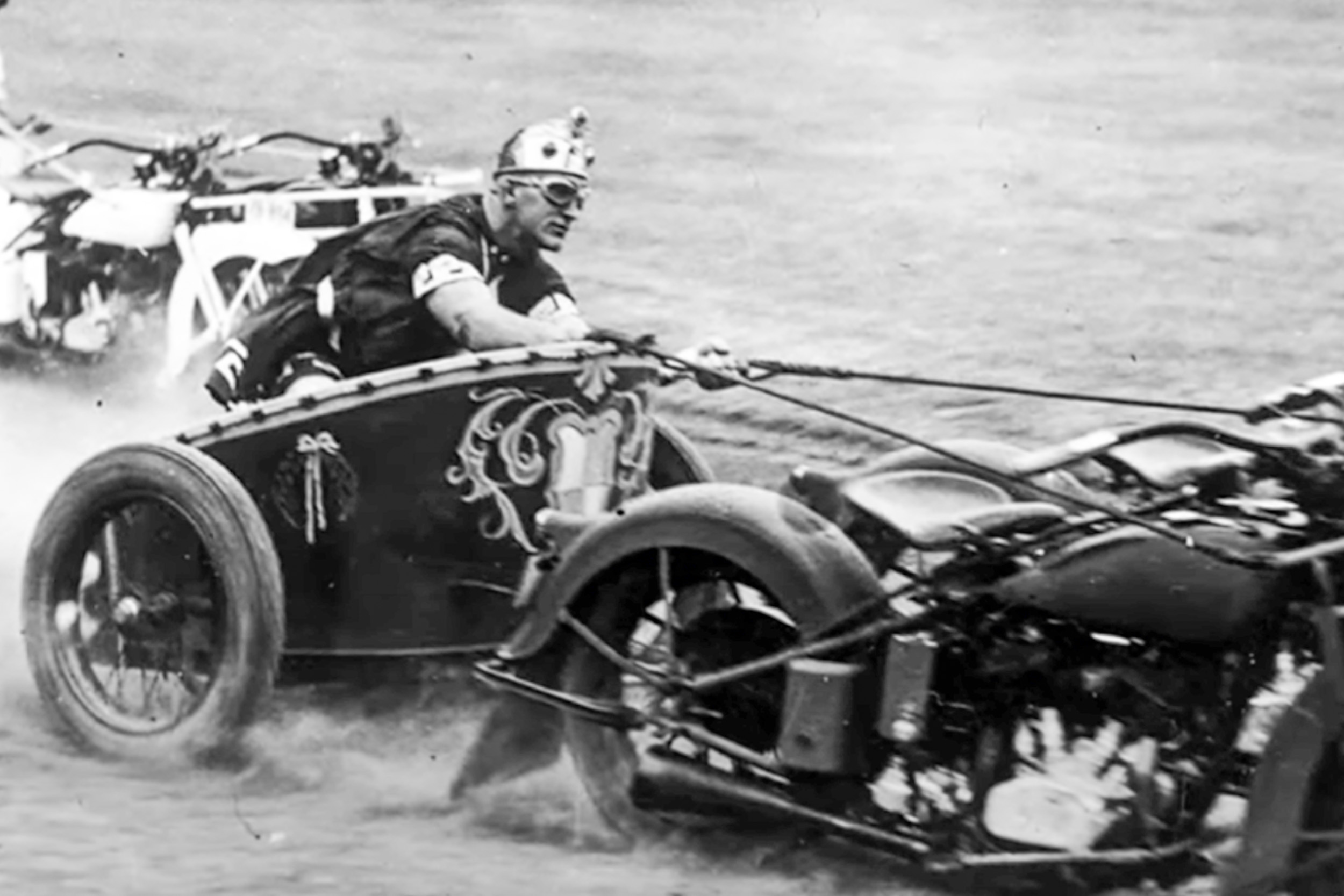 motorcycle-chariot-racing-is-real-and-we-have-to-try-it